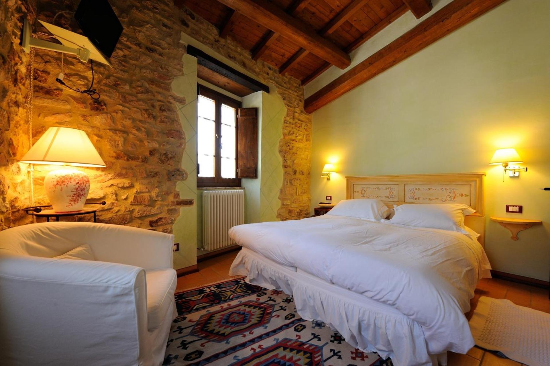 Torre Del Nera Albergo Diffuso & Spa 施吉诺 外观 照片